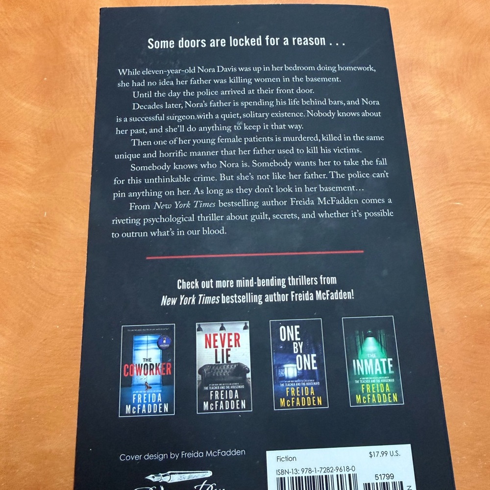 Frieda McFadden Thriller Book Set - Black, Blue, Yellow, Red Covers - Picture 4 of 5